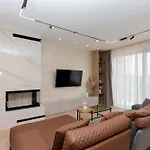 Villa Hills By Iva *